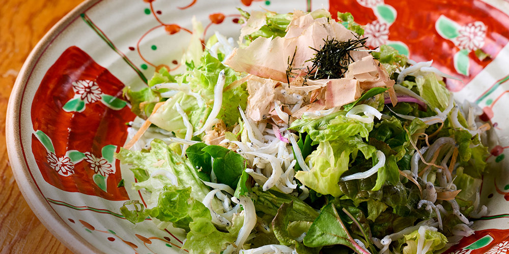 釜揚げしらすと地野菜のサラダ